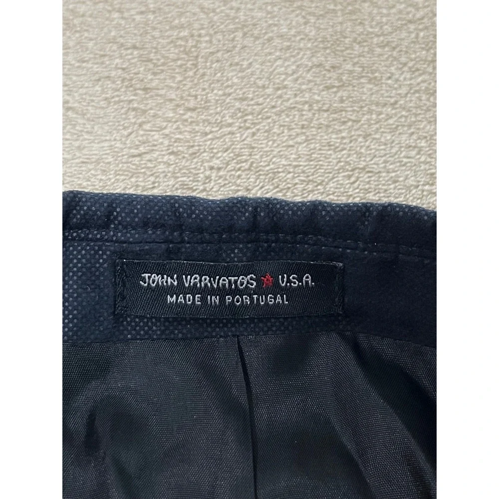 John Varvatos premium Tailored Blazer size 46R Dark Navy Blue U.S.A.‎